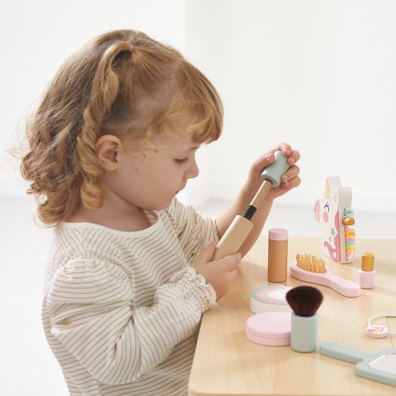 Malette beauté Licorne (10 pièces) Janod Ambiance 8