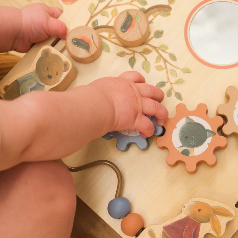 Tableau d'activités bébé en bois Egmont Toys Ambiance 7