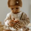 Bonnet en laine Caramel (1-3 ans) Atelier Wagram Ambiance 7