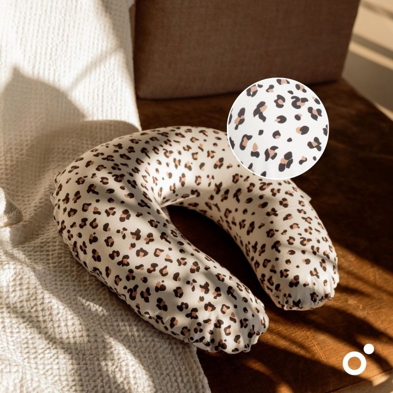 Coussin d'allaitement Softy Leopard Cream Doomoo Ambiance 6