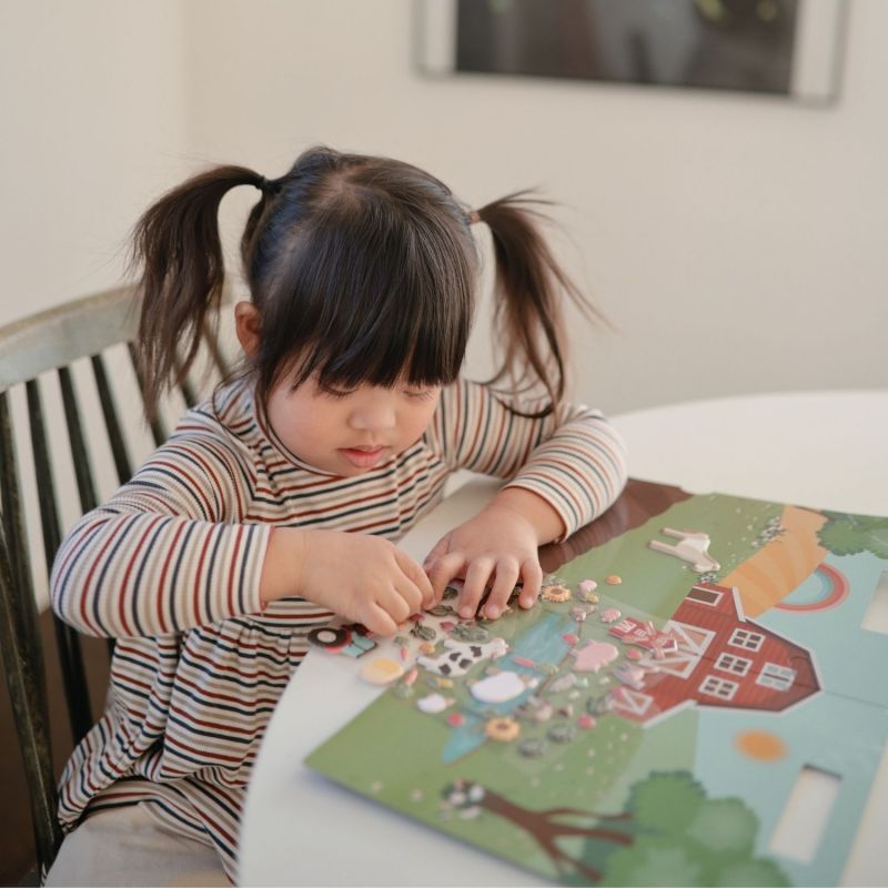 Autocollants réutilisables Sticker Book Farm Mushie Ambiance 2