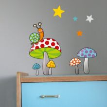 Stickers muraux Escargot sur champignon Petits champipis  par Série-Golo