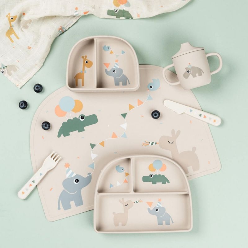 Tasse à bec à 2 anses en silicone Celebration Sable Done by Deer Ambiance 6