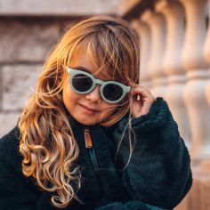 Lunettes de soleil Retro Happy Vert Sauge (2-4 ans)