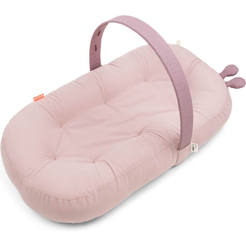 Cozy Lounger avec arche d'activité Raffi Rose Done by Deer