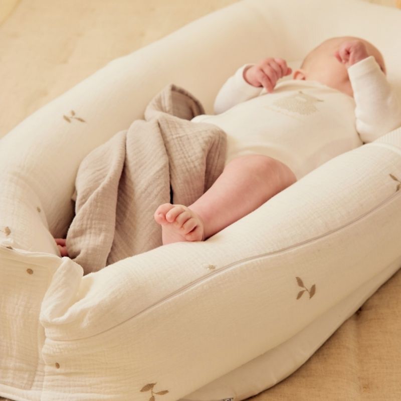 Réducteur Kokkoony en mousseline de coton bio écru Noukie's Ambiance 3