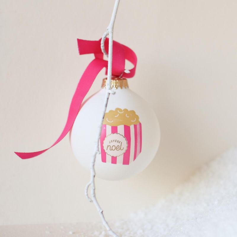 Boule de Noël Popcorn Noël Gourmand (personnalisable) Baubels Ambiance 5