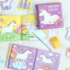 Livre de bain Rêves de licorne A Little Lovely Company Ambiance 5