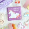 Livre de bain Rêves de licorne A Little Lovely Company Ambiance 6