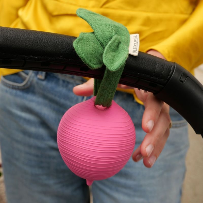 Range sucette Ramona le radis Oli & Carol Ambiance 2