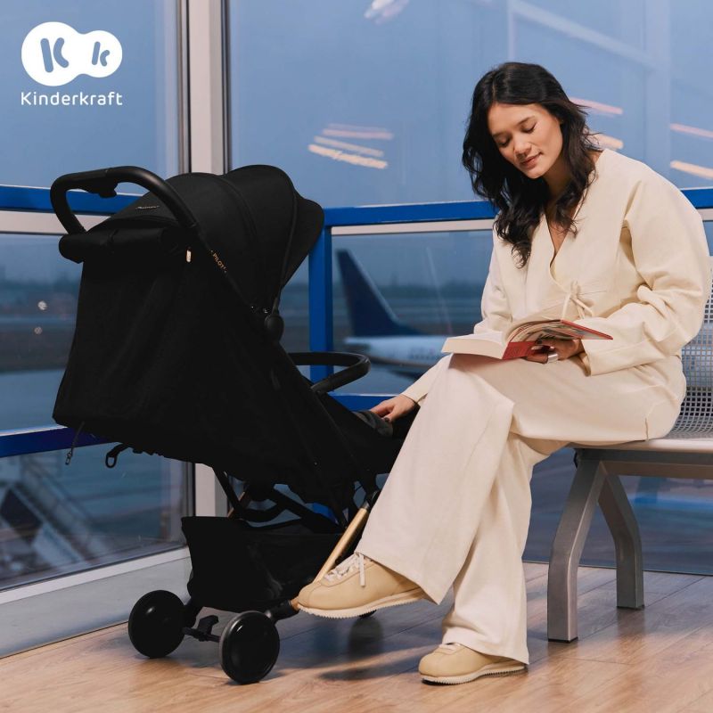 Poussette cabine Pilot 2 Midnight Black Kinderkraft Ambiance 7