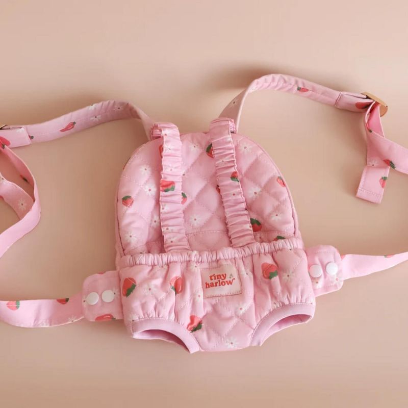 Porte bébé pour poupée Fraise Tiny Harlow Produit 5