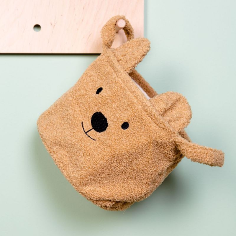 Image d'ambiance de présentation du produit Panier de toilette Teddy beige (25 x 20 cm) - Childhome