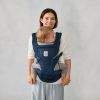 Porte bébé enfant Alta Hip Bleu Nuit Ergobaby Ambiance 9