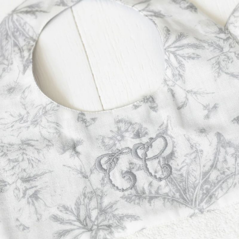 Lot de 2 bavoirs à pression Toile de Jouy gris Tartine et Chocolat Ambiance 5