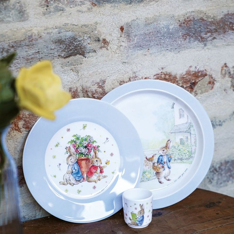 Assiette bébé Pierre Lapin (21 cm) Petit Jour Paris Ambiance 2