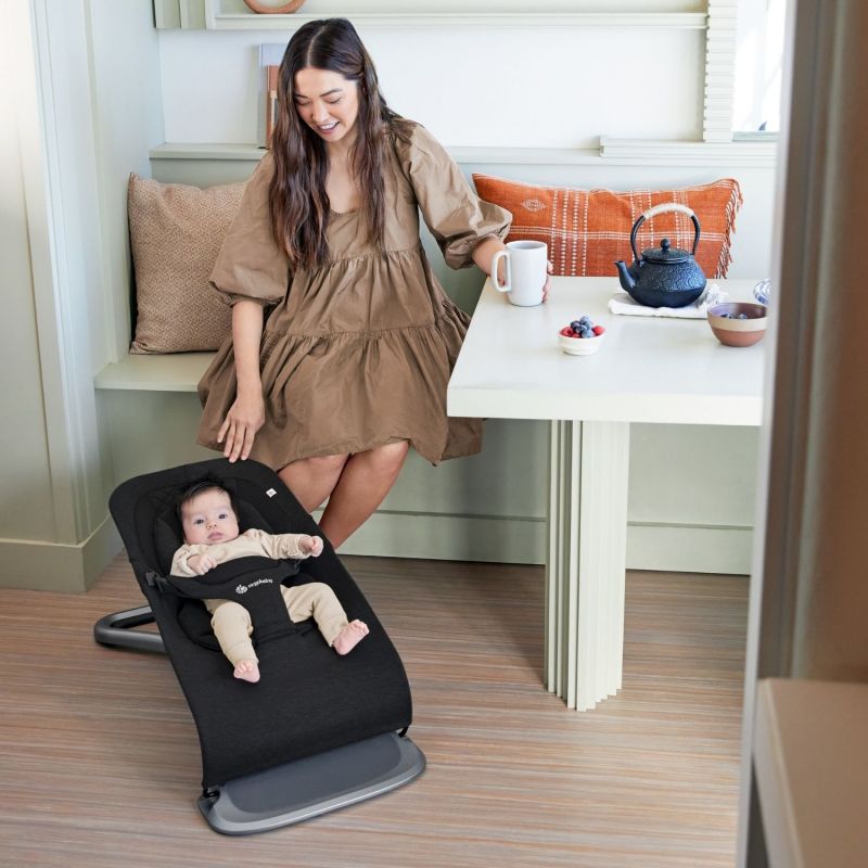Transat Evolve 3 en 1 Onyx Black Ergobaby Ambiance 2