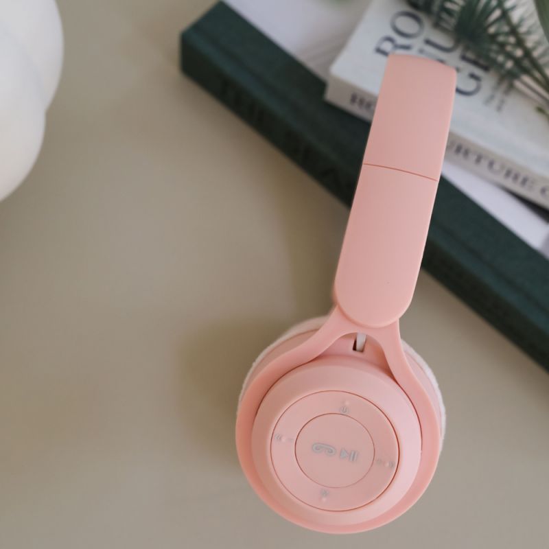 Casque audio enfant sans fil Rose Pastel Lalarma Ambiance 8