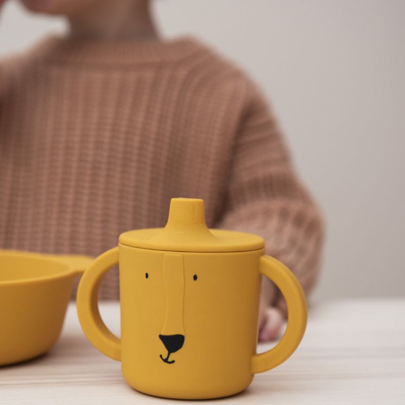 Tasse d'apprentissage en silicone Mr. Lion Trixie Produit 2