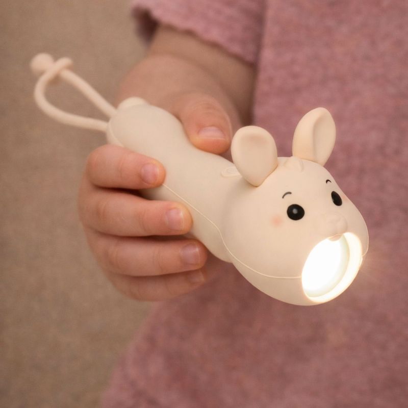 Lampe de poche en silicone Lapin Little L Ambiance 9