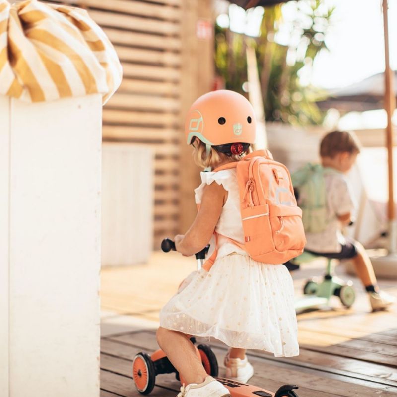 Casque Peach XXS (45-51 cm) Scoot and ride Ambiance 2