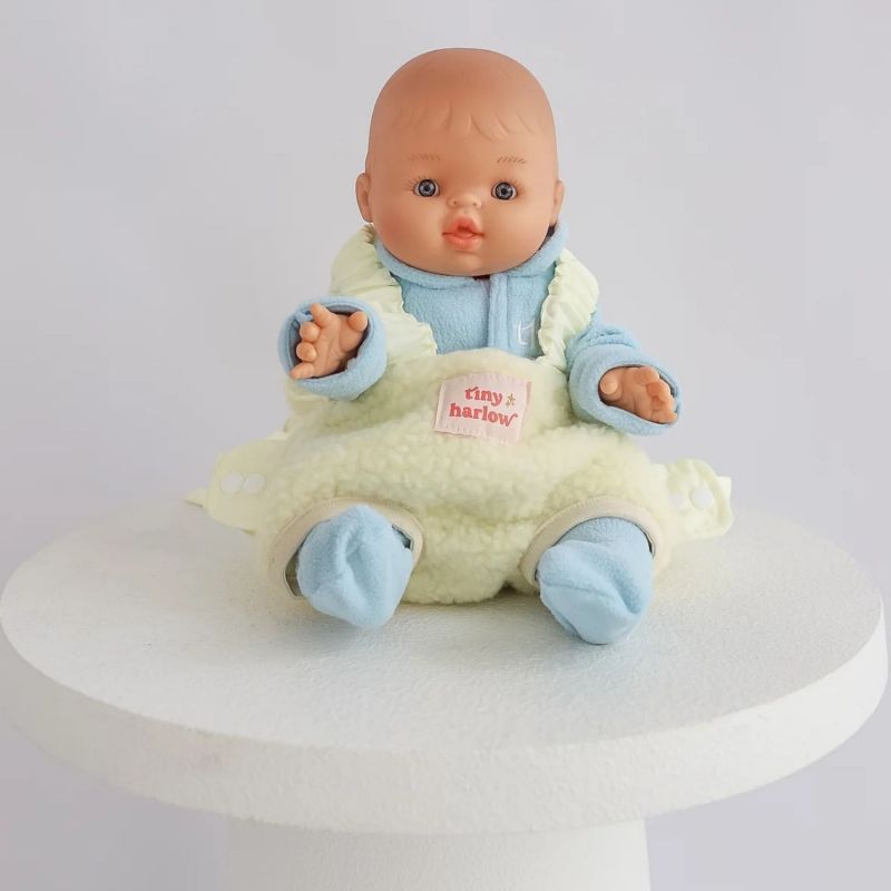 Porte bébé pour poupée Sherpa Tiny Harlow Ambiance 2
