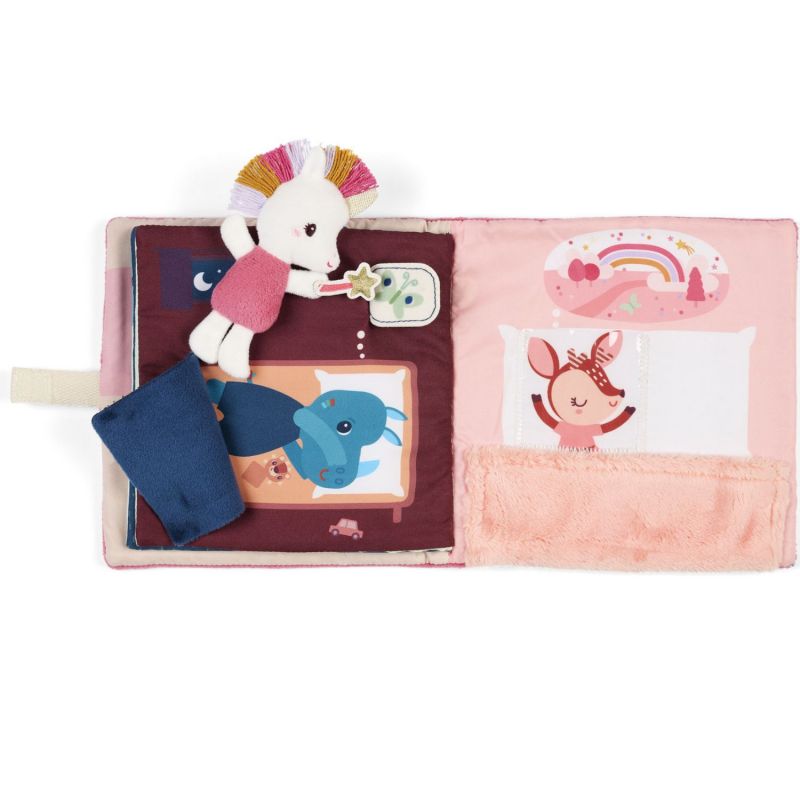 Livre d'activités en tissu Lena Chasse Cauchemars Lilliputiens Produit ouvert 5