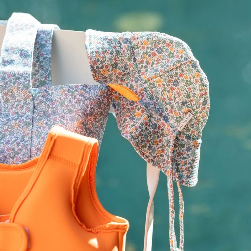 Chapeau anti-UV Fleurs Walking Mum Ambiance 9