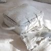 Valise de maternité Little Bloom Fleurs Gris Pasito a pasito Ambiance 2