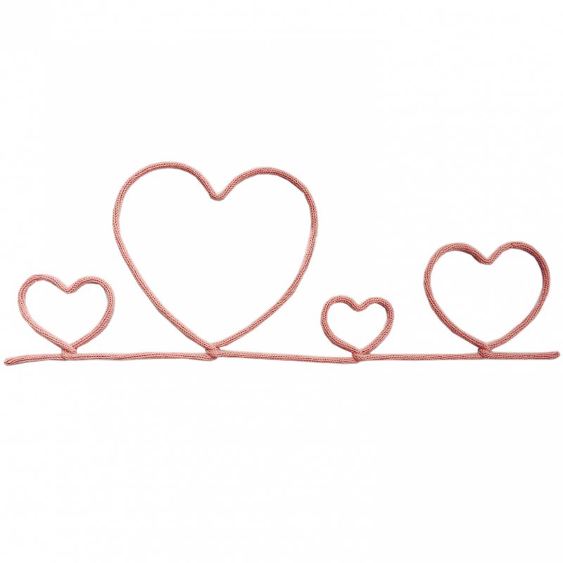 Déco murale frise coeur en tricotin (coloris personnalisable) Charlie & June