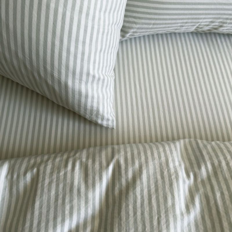 Drap housse en percale de coton Rayé Tilleul (80 x 160 cm) Kadolis Ambiance 4