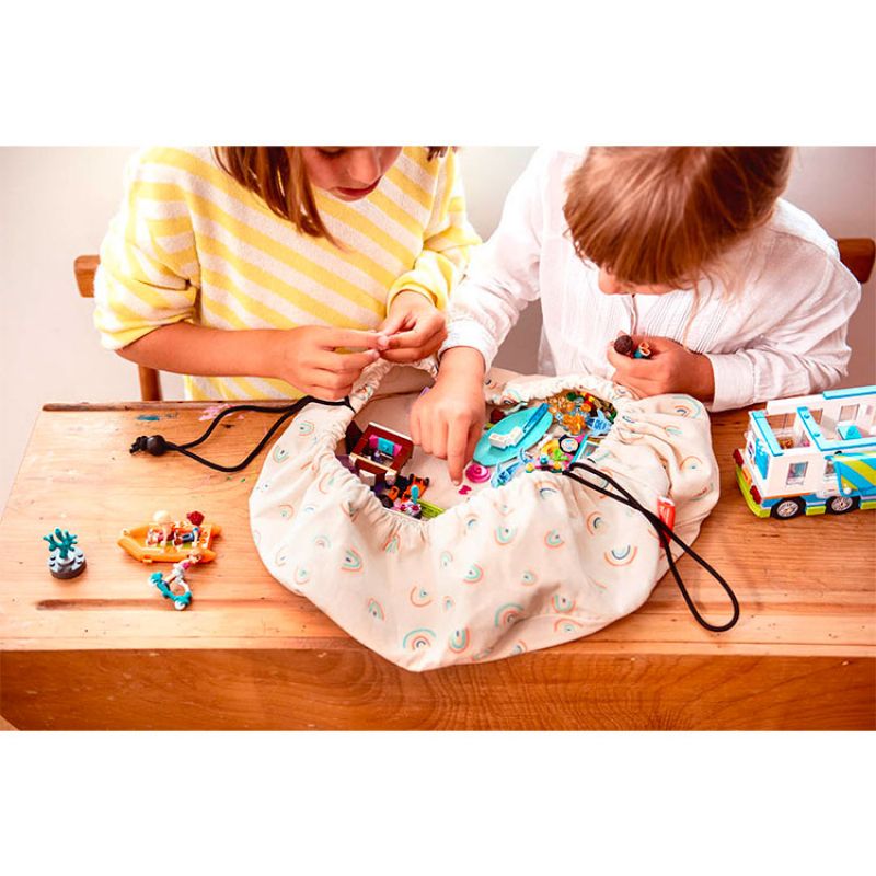Sac à jouets 2 en 1 Noomad Mini rainbows Play&Go Ambiance 9