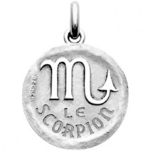 Médaille symbole Scorpion (argent 925°)  par Becker