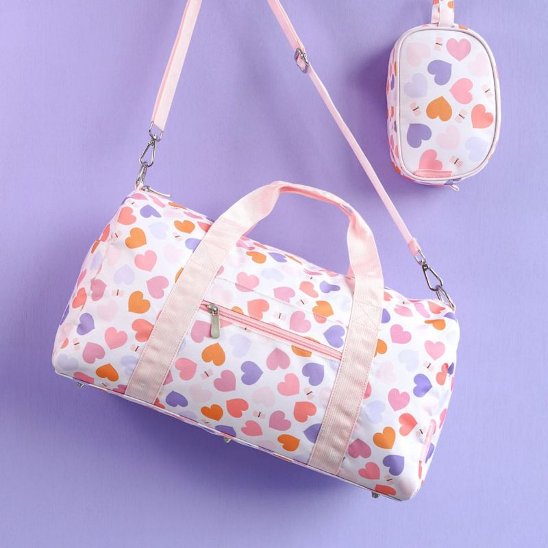 Sac de voyage Cœurs A Little Lovely Company Ambiance 4