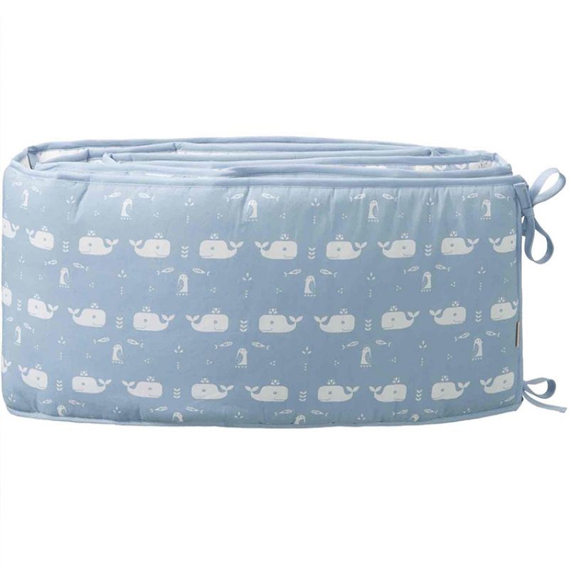 Tour de lit Baleine bleue (pour lits 60 x 120 cm et 70 x 140 cm) Fresk