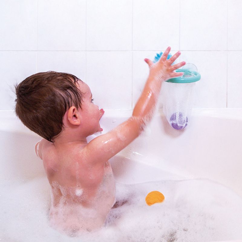 Image d'ambiance de présentation du produit Jeu de bain Tacti'Basket - Janod