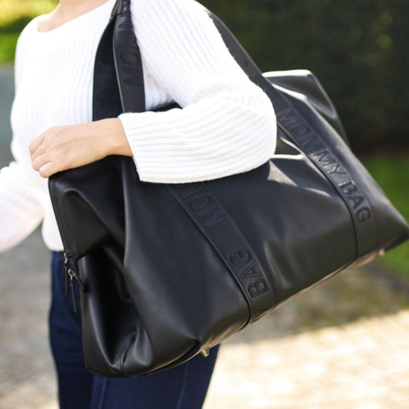 Sac à langer Mommy Bag Signature Simili cuir noir Childhome Ambiance 4