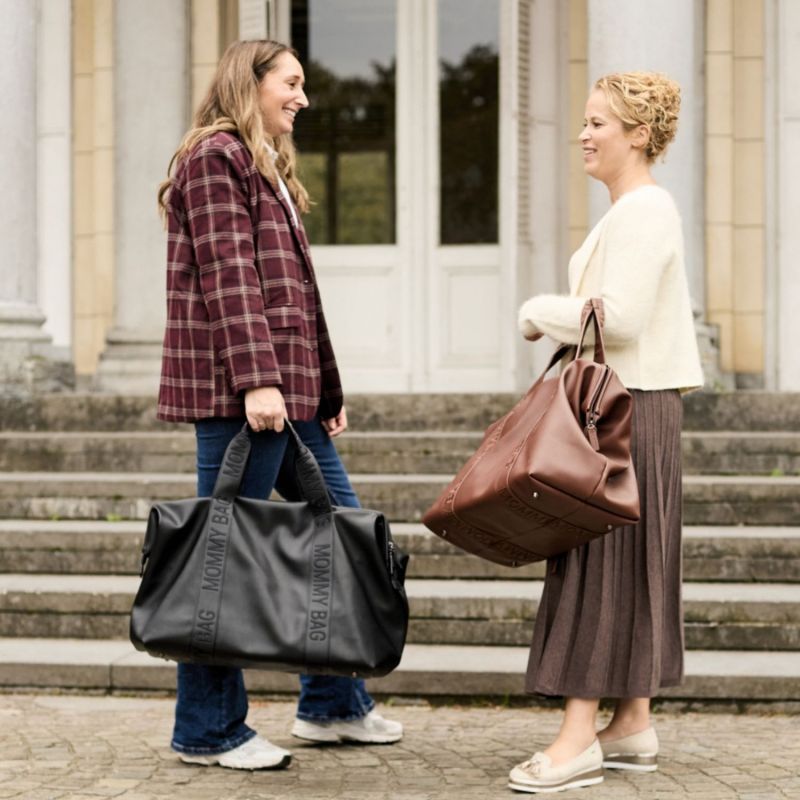 Sac à langer Mommy Bag Signature Simili cuir noir Childhome Ambiance 7