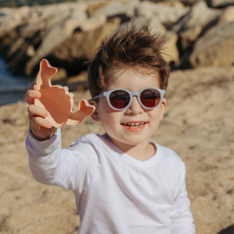 Lunettes de soleil Casual Galet (4-6 ans) Béaba Ambiance 3