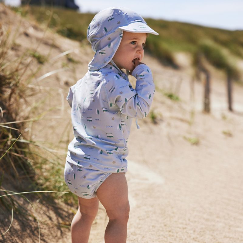 Image d'ambiance de présentation du produit Tee-shirt anti-UV Surf Boy (1-2 ans) - Fresk