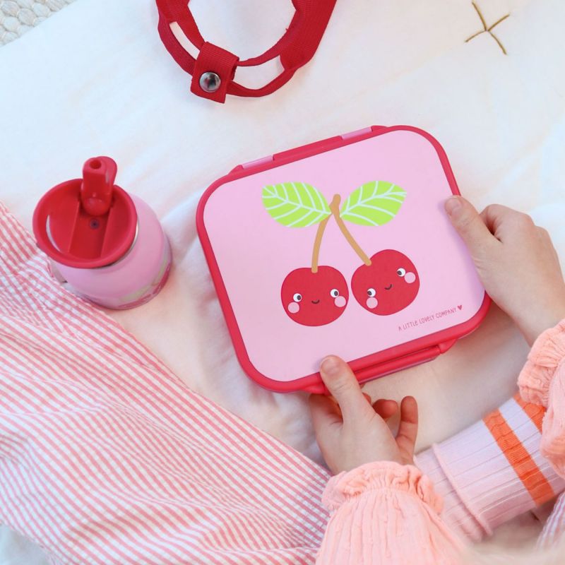 Lunch box Cerises (1,2 L) A Little Lovely Company Ambiance 2