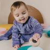 Hochet sensoriel Sensory Donut Reflect Petit Boum Ambiance 3