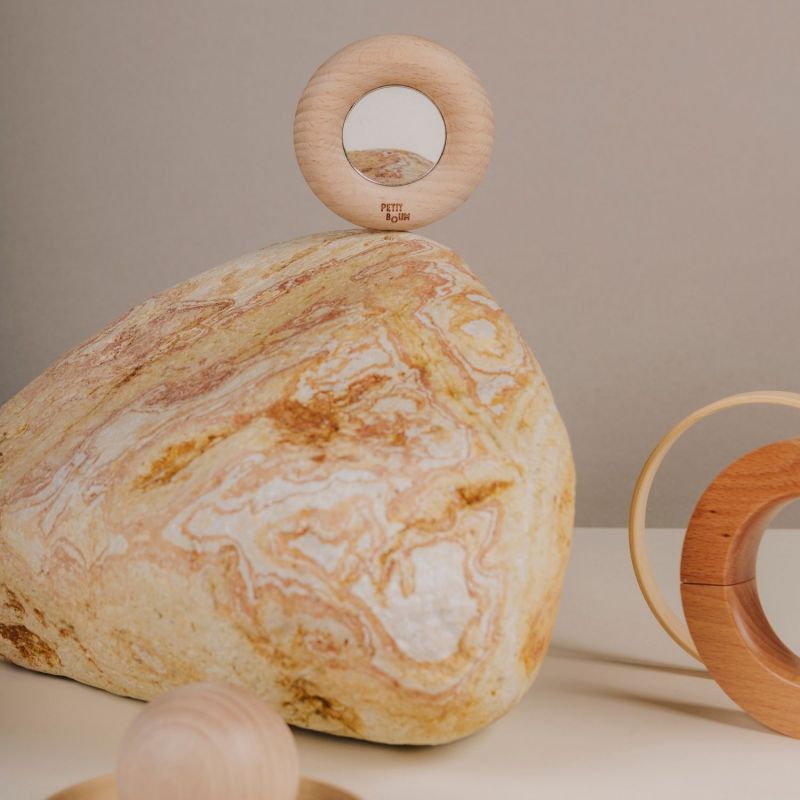 Hochet sensoriel Sensory Donut Reflect Petit Boum Ambiance 7