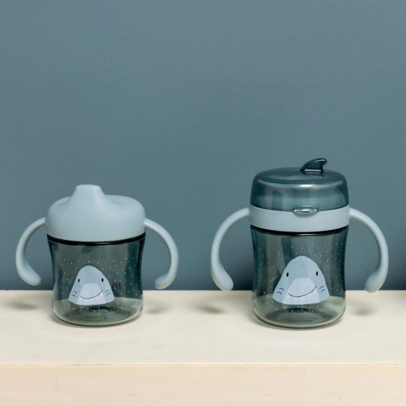 Tasse d'apprentissage avec poignées Mr. Shark Trixie Ambiance 5