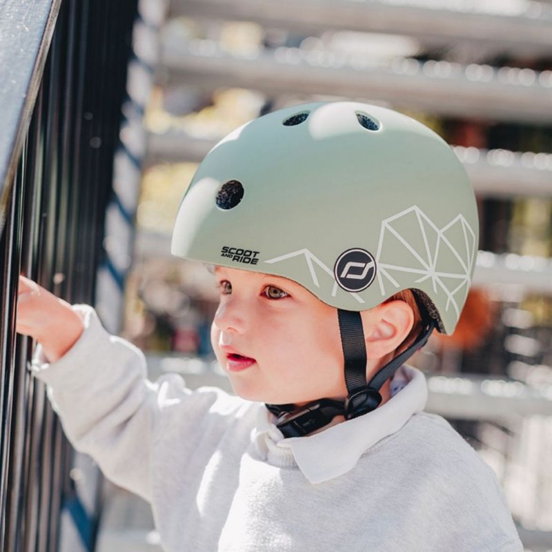Casque Green Lines XXS (45-51 cm) Scoot and ride Ambiance 2