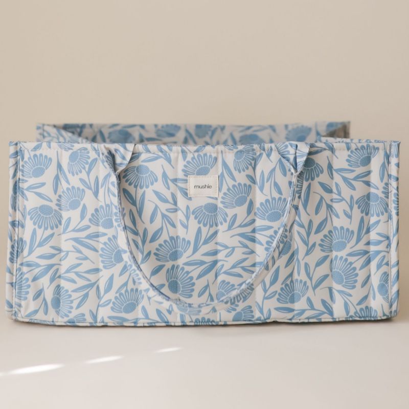 Panier à couches Blue Flowers Mushie Ambiance 4