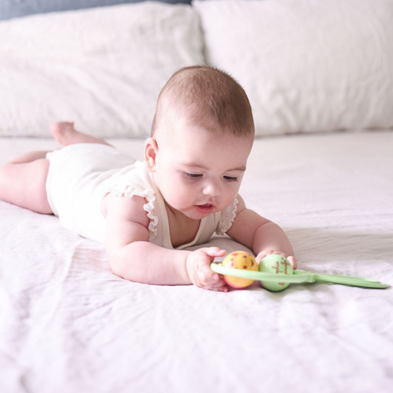 Hochet 2 boules Sophie la girafe Sophie la girafe Ambiance 3