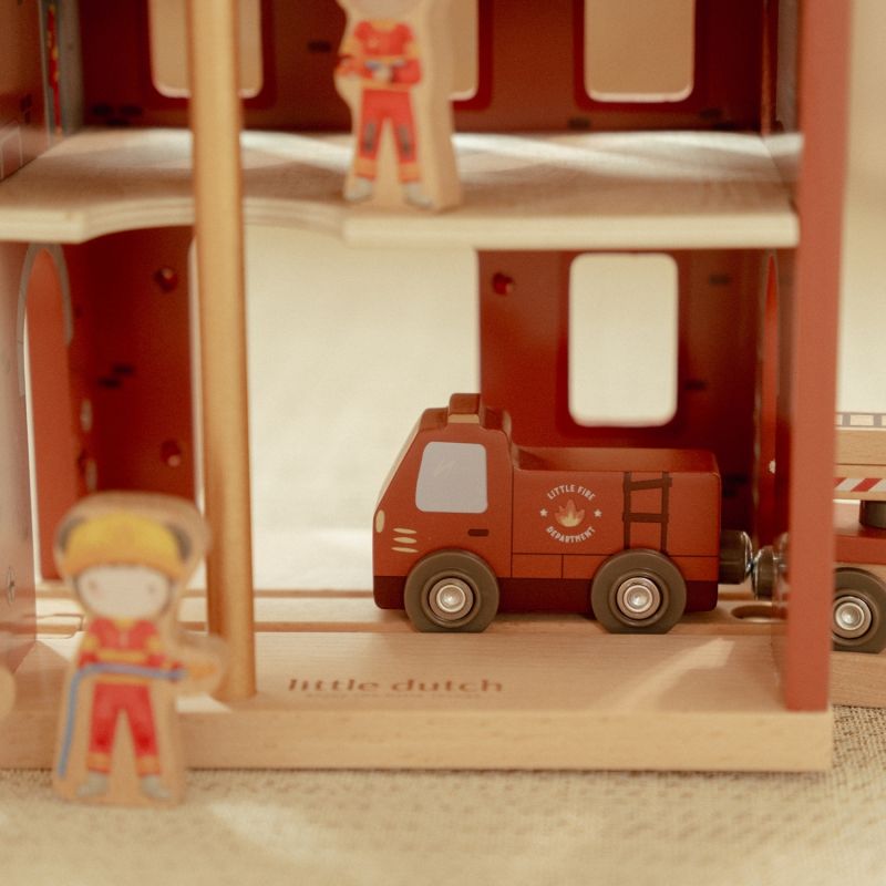 Caserne de pompiers en bois Little Dutch Ambiance 5