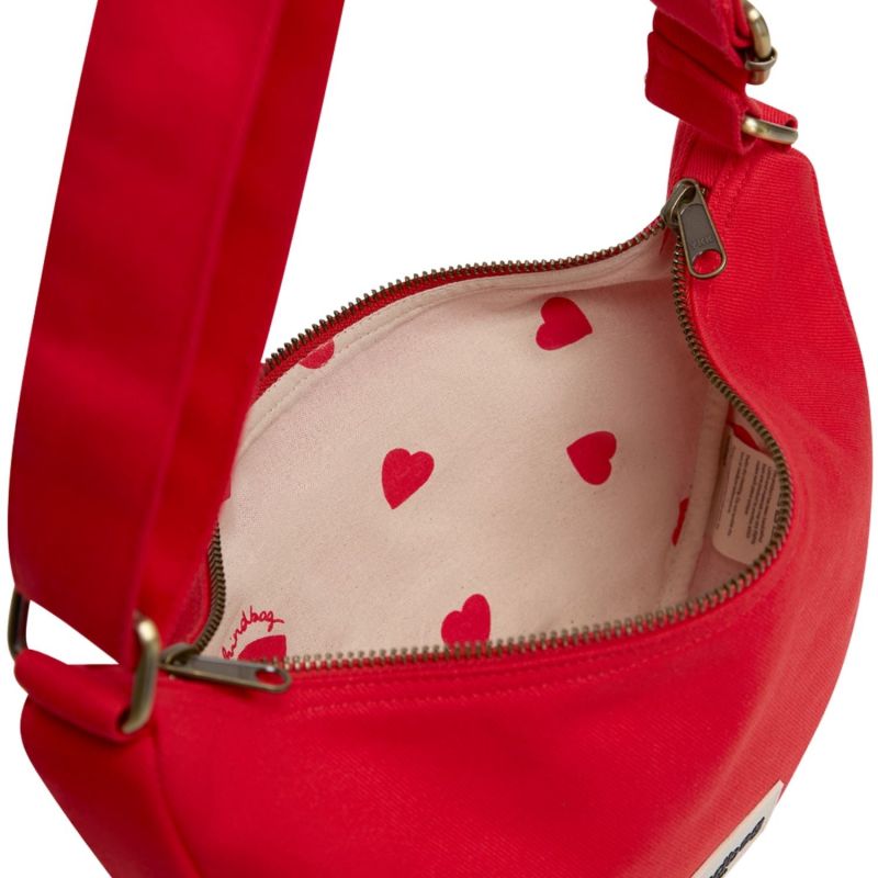 Sac banane Andrea Coeur Carmin Hindbag Produit ouvert 5