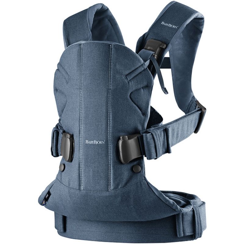 Porte bébé One en coton bleu denim et bleu nuit BabyBjörn